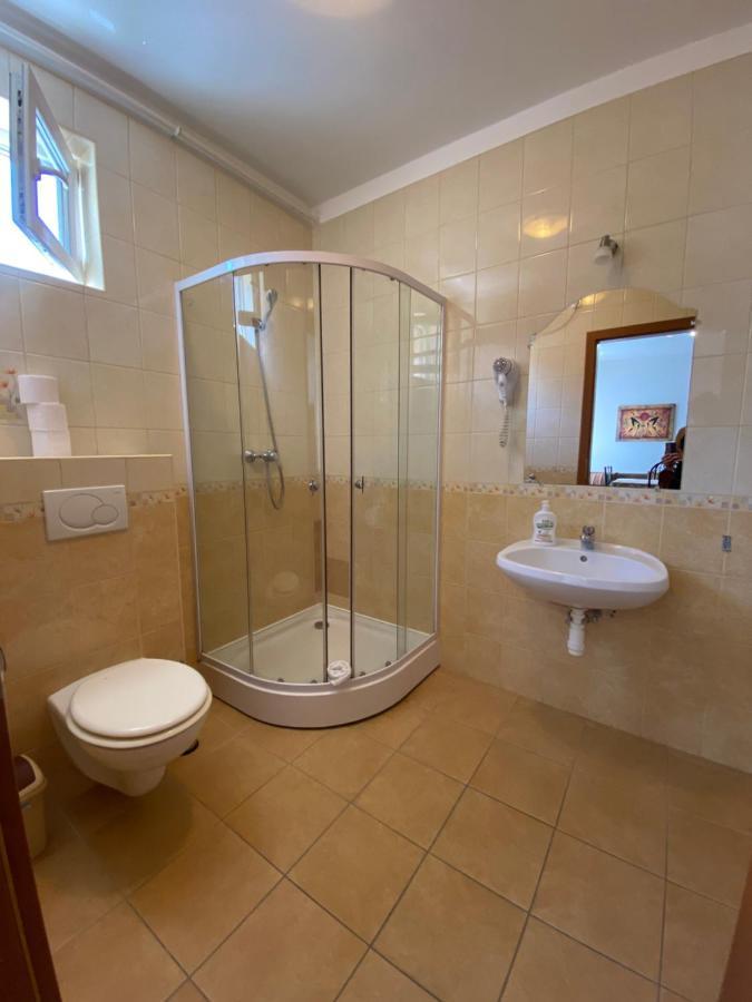Gabi Lux Apartman Appartement Hajdúszoboszló Buitenkant foto