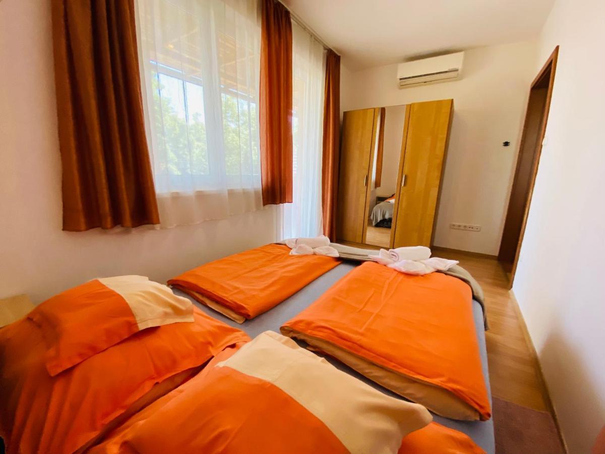 Gabi Lux Apartman Appartement Hajdúszoboszló Buitenkant foto